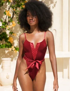 Vita V Cheeky (cranberry)